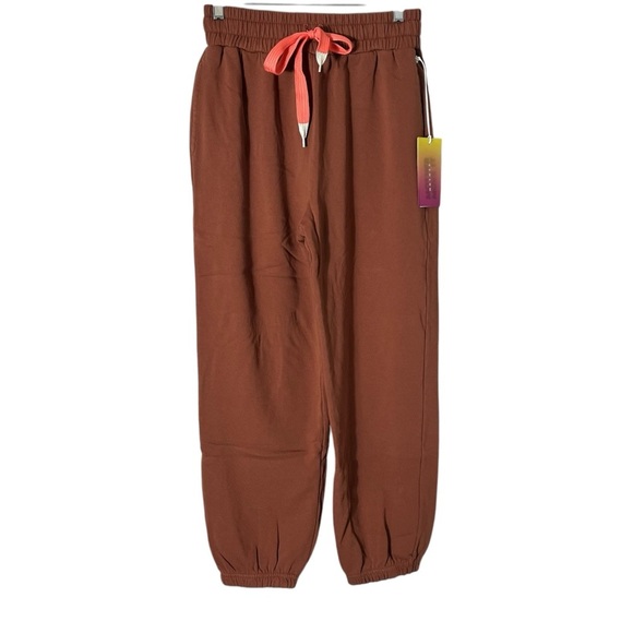 MOTHER The Knock Out Ankle Jogger Sweatpants in Mocha Bisque - Picture 2 of 12